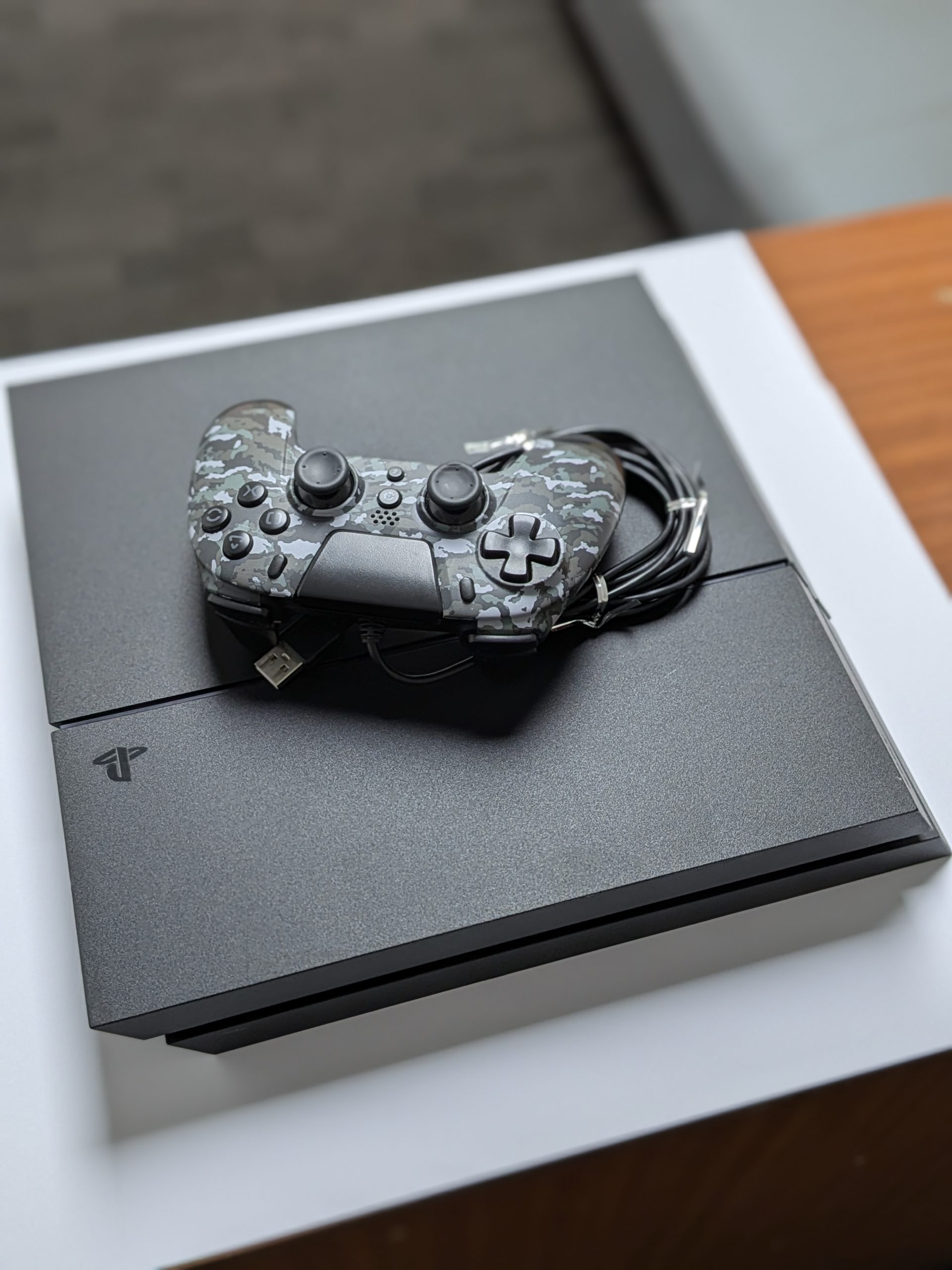 Does It Come With a Controller? What to Check Before Buying a Used Console | Saved Game 1 Does It Come With a Controller? What to Check Before Buying a Used Console | Saved Game