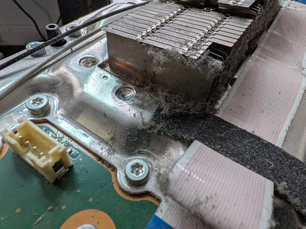 PS5 Shutting down in Market Weighton | Saved Game Service Plan 3 PS5 heatsink clogged with dirt and dust and fluff