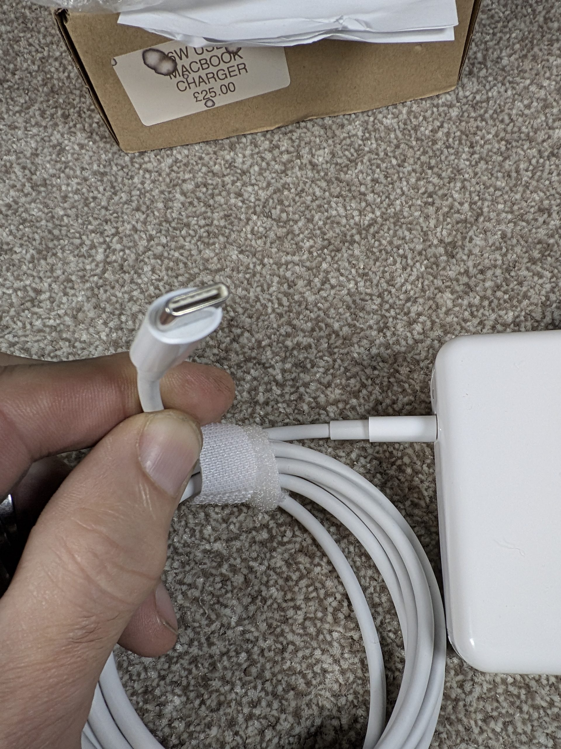 96W USB-C MacBook Charger – New, Boxed, UK Plug (Aftermarket) 4 96w USBC Macbook Charger - UK plug